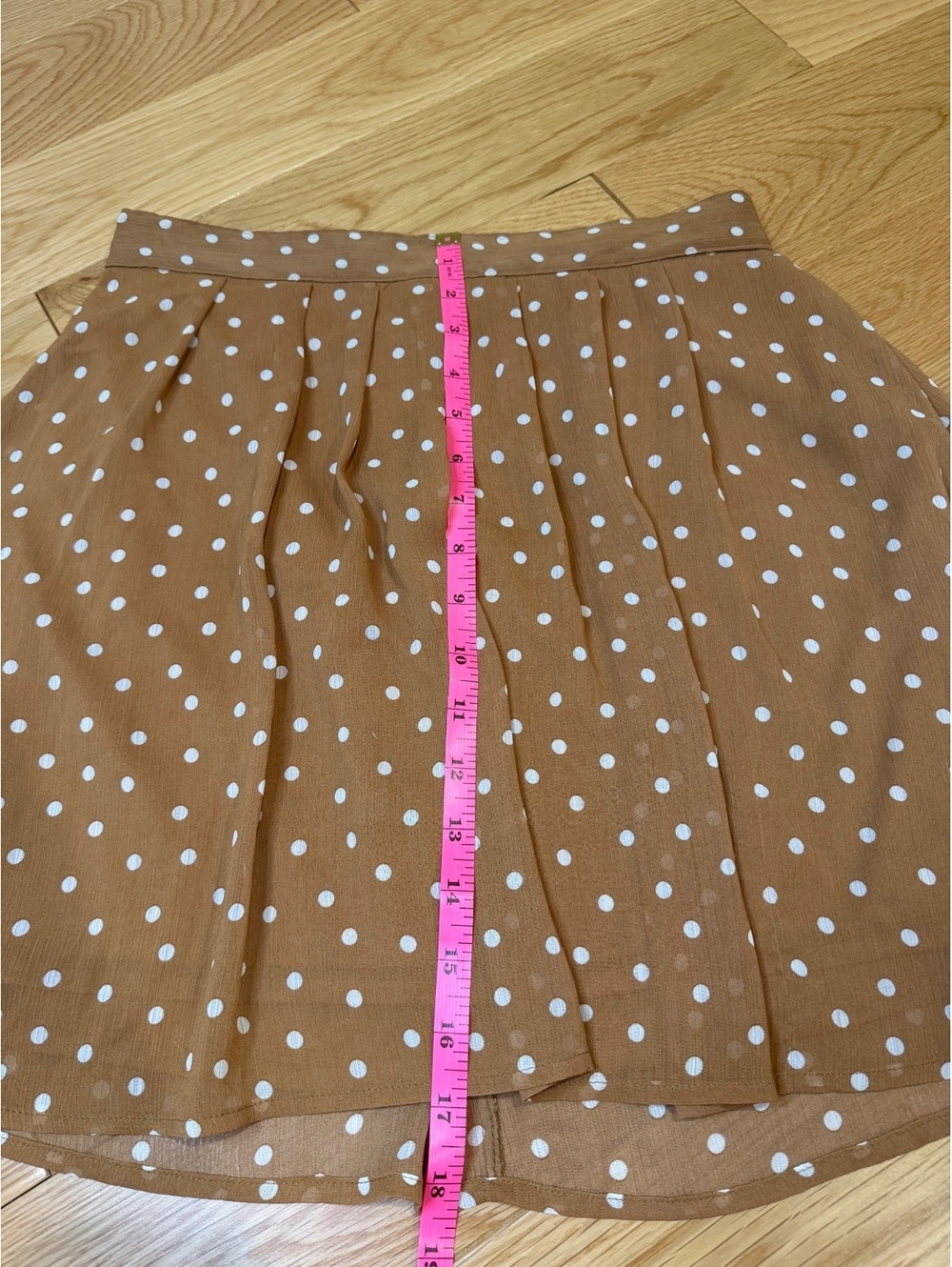 Old Navy Brown and White Polka Dot Pleated Polka Dot Mini Skirt - Picture 3 of 6